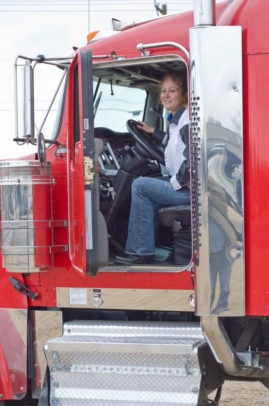 the-american-cdl-truck-driver-shortage-dpi-staffing